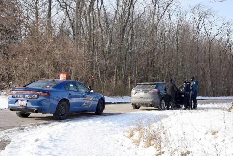 Plymouth Police Tips for 911 Calls, Online Reports and Tickets
